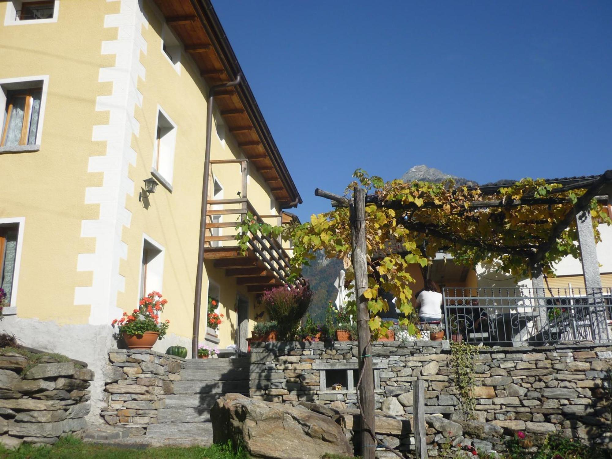 Da Erminia Bed & Breakfast Verdabbio Exterior photo