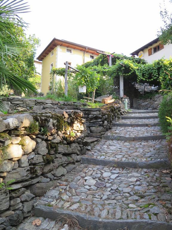 Da Erminia Bed & Breakfast Verdabbio Exterior photo